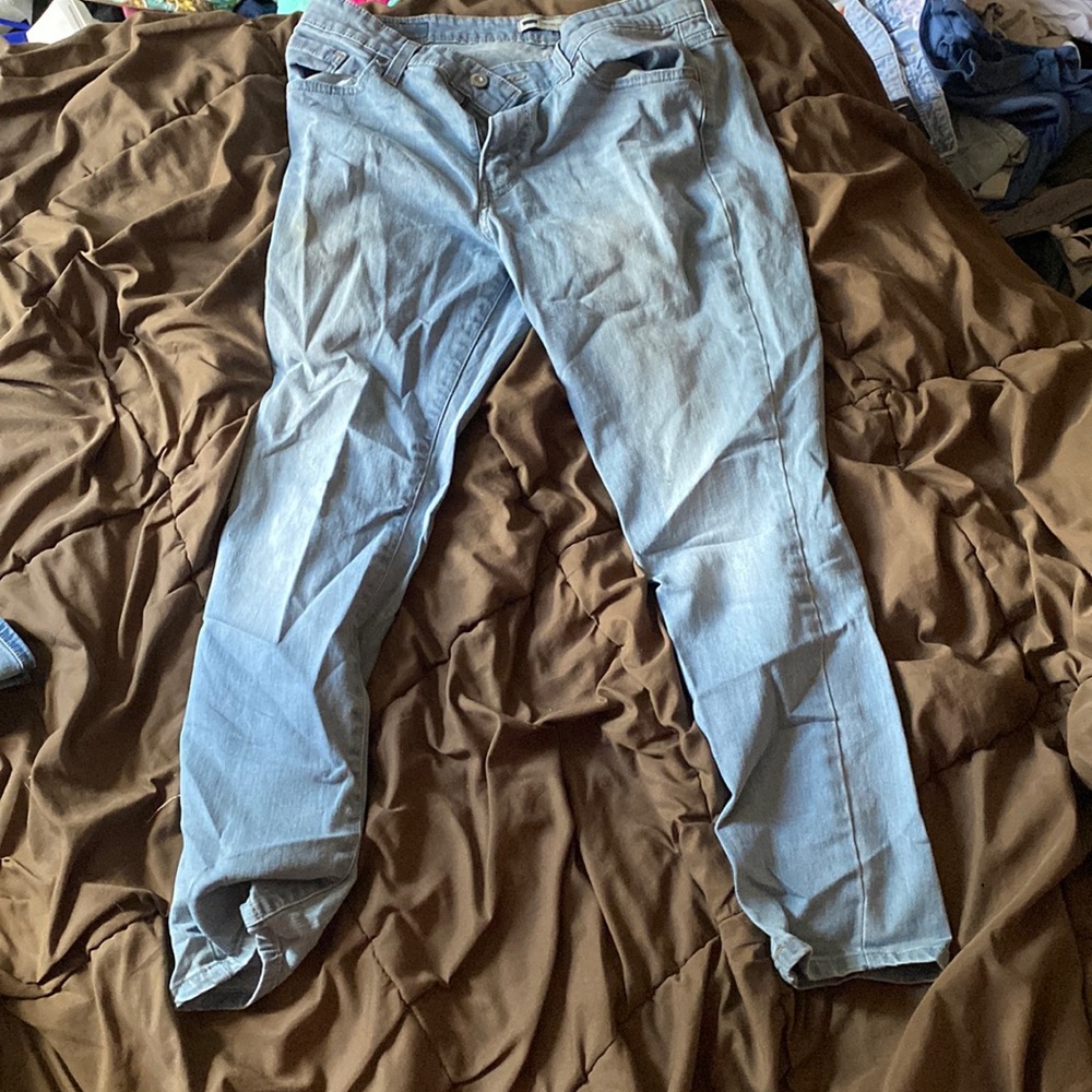 Womens Mid Rise Skinny Jeans — Levi’s